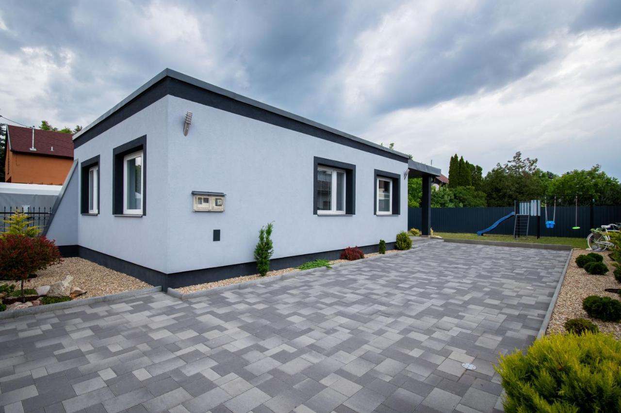 Garden Lux Apartman Hajdúszoboszló Kültér fotó